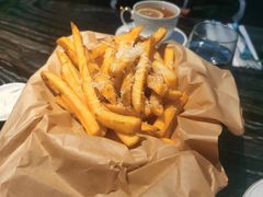 -LES ELITES 英集荟(南京西路店)