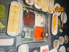 -海底捞火锅智慧餐厅(中骏世界城店)
