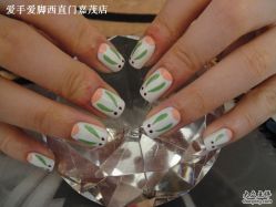 爱手爱脚彩绘甲-摩睫+皮肤管理·科学美容中心
