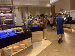 -亚龙湾希尔顿自助餐厅·海鲜·烧烤·沙滩BBQ·现场乐队