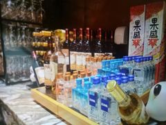 -雍容荟帝王蟹活龙虾展台自助(IFS黑金店)