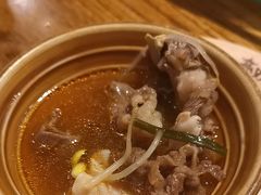 -亮欢寨酸汤鱼(沙冲路店)