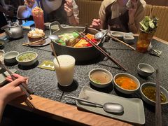 -三出山火锅(南京万象天地店)