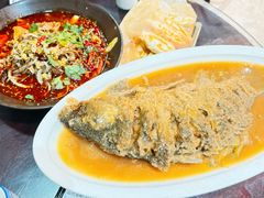 浇头大黄鱼-邢家锅贴老店·非遗·开封菜(金明广场店)