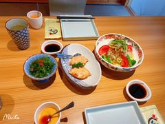 -花和海鲜自助(梅江店)