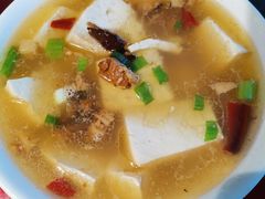 -蓝田九大碗民俗食府(蓝田店)