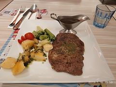 -必胜客(东大桥店)