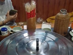 -边江铁锅炖鱼(振八街店)