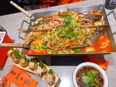 -鸣记脆皮烤鱼·海鲜烤鱼(马栏店)