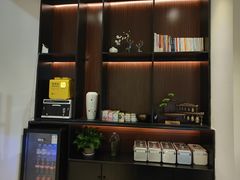 -小邓专业采耳馆(延安西路店)