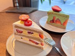 烤布蕾草莓奶油蛋糕-Homie Canteen(机场路一巷店)