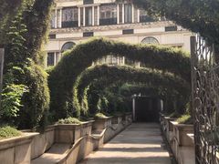 门面-伯衡55·吉品轩(乌鲁木齐南路店)