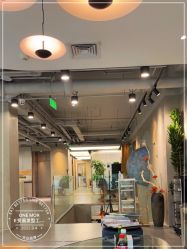 -变画·发型STUDIO