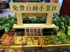 -呷佬·长沙手工米粉(金沙江路店)