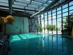 -上海滴水湖皇冠假日酒店