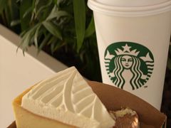 -星巴克(广州南站A18检票口楼上)