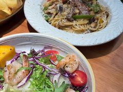 -Dragon Pizza•圆脸龙披萨·牛排餐厅