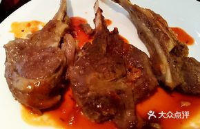 Pan-Seared Lamb Chop