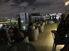 -顽啤熊·酒客酒馆(苏城夜景必选店)