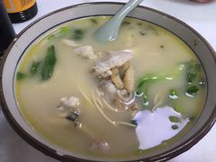 招牌黄鱼面-明呈黄鱼面馆(斜土路店)