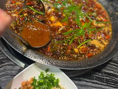 -老船舫·现做活鲜鱼馆(东郊记忆店)