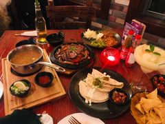 -Pistolera Mexican Cantina女枪手墨西哥餐厅(碧云路店)
