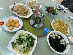 -双月饭店·20年老字号(新村店)