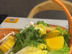 -椰子湾·海南火锅·糟粕醋·椰子鸡(正大广场店)