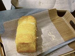 酸奶菠萝吐司-糖涩(新佳丽店)