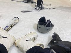 -乔波室内滑雪场