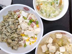 香椿炒鸡蛋-北大学一食堂