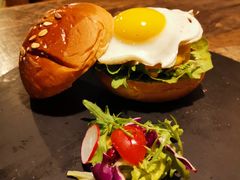 -HIGH FIVE哈福手工汉堡(桂林路店)