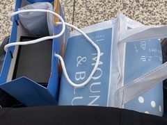 -山与蓝·轻糖鲜果蛋糕(勒泰店)