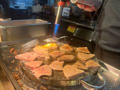 -大中华希尔顿酒店-念自助餐·嗨啤·小龙虾