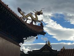 -席力图召