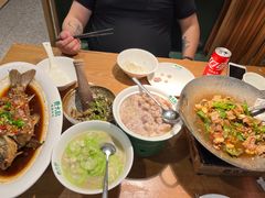 -费大厨辣椒炒肉(万家丽一店)