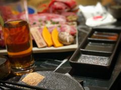 -山川小町·极番烧肉(新地假日广场店)