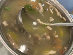 -马尔龙新疆饭店·清真(瑞景店)