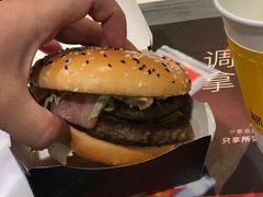 -麦当劳(安立路店)