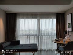 -苏州工业园区奥特莱斯亚朵酒店