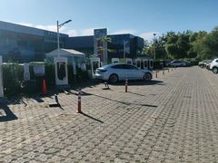 -TESLA 特斯拉(北京南四环中路特斯拉中心)