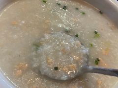 三文鱼粥-醉美东江·三文鱼·烧鸡公