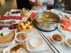 -潮牛壹号鲜牛肉火锅(光谷天地店)