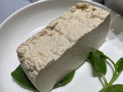 -红鼎豆捞·非遗鲍皇汤火锅(宝丰路店)