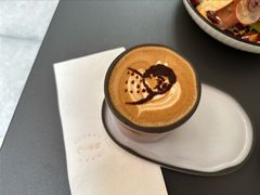 -潮一不贰·法式甜品·生日蛋糕·西式简餐(外滩店)