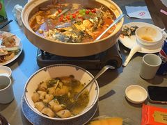 -新天明砂锅鱼头煲