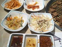 -唯成•韩国炭火烤肉 유성고기