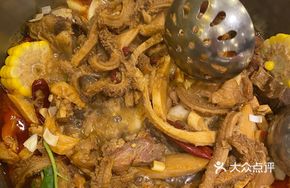 Family Feast Pot