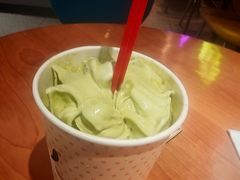 -DQ·蛋糕·冰淇淋(龙湖狮山天街店)