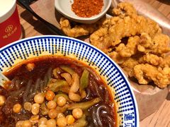 大勺肉酱酸辣粉-遇见小面(凯德广场店)